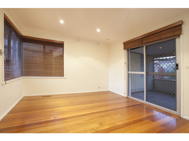 32 Micheline Street, Tullamarine VIC 3043