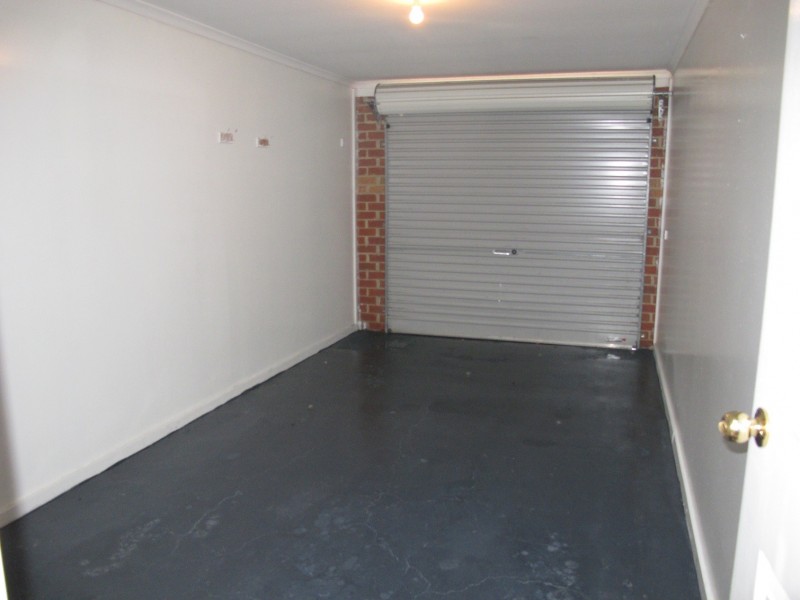 4/21 Patonga Drive, Delahey VIC 3037