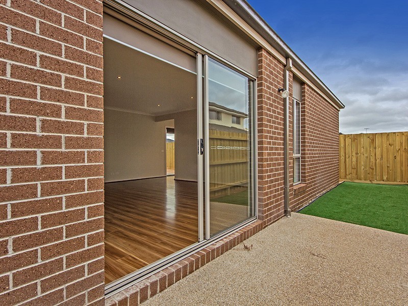 9 Luxor Drive (Plumpton), Caroline Springs VIC 3023