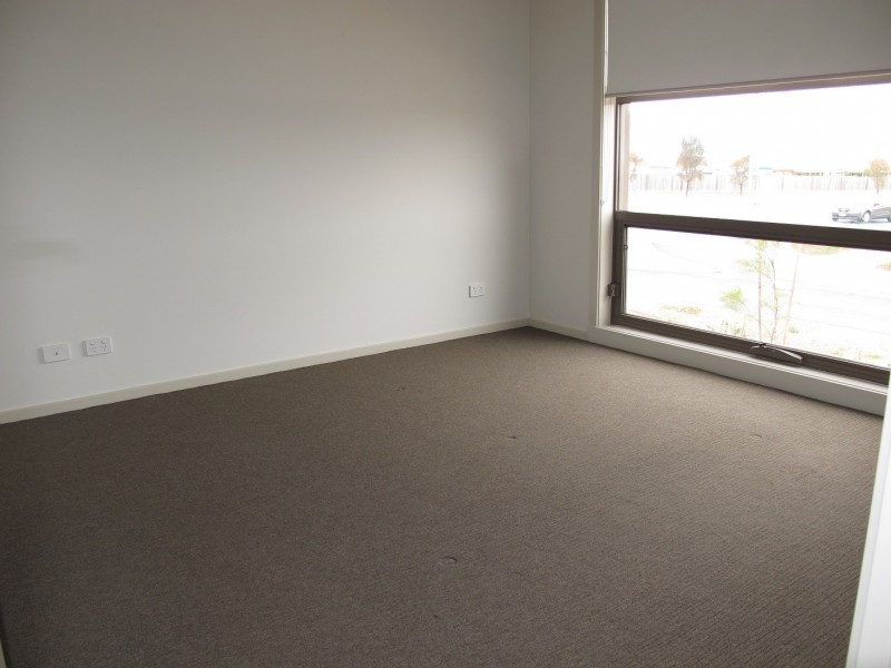 2 Devonport Court, Taylors Hill VIC 3037