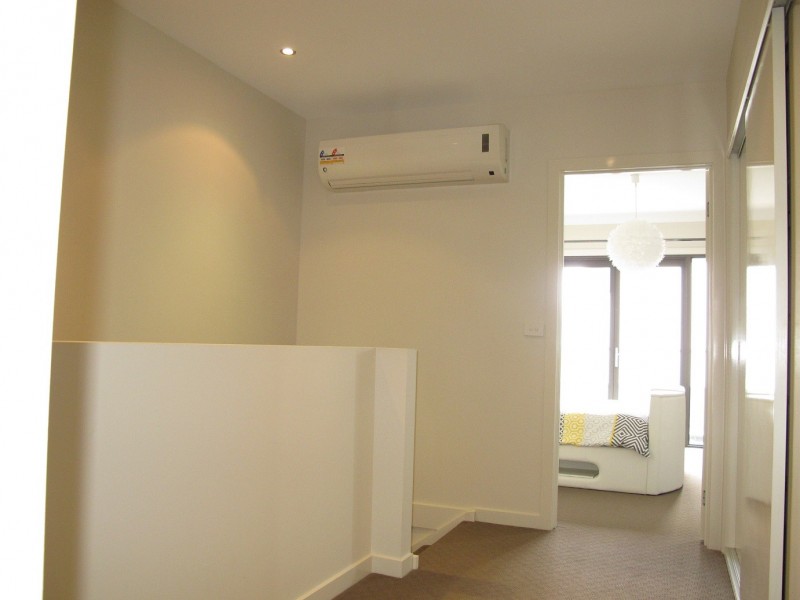 143 The Esplanade, Caroline Springs VIC 3023