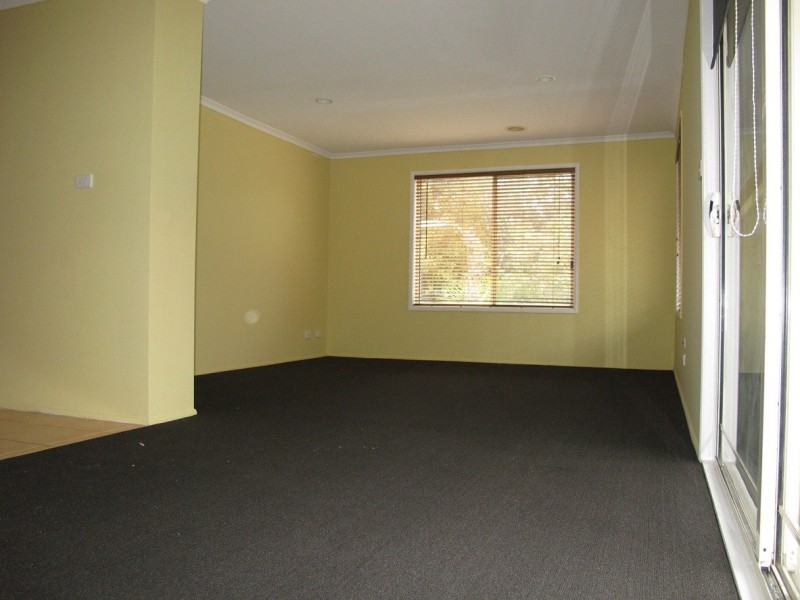 5 Wareham Court, Hillside VIC 3037