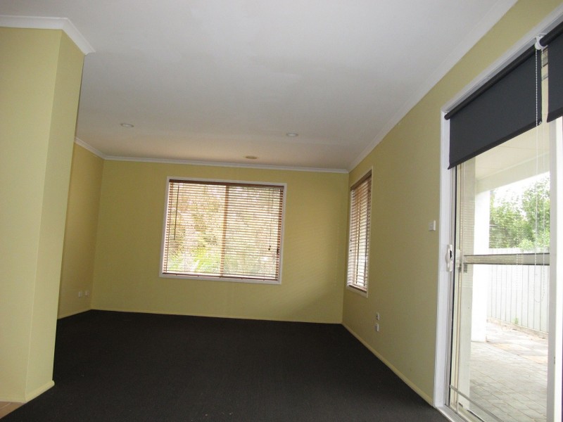 5 Wareham Court, Hillside VIC 3037