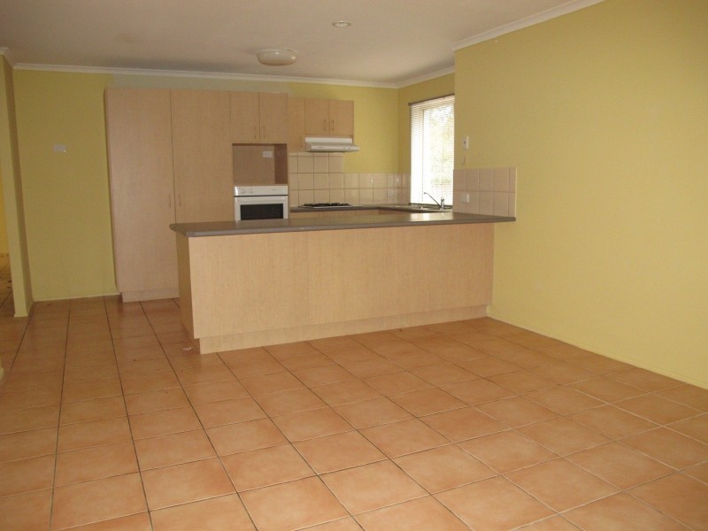 5 Wareham Court, Hillside VIC 3037