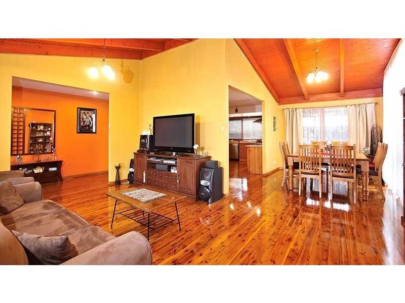 1989 Western Highway, Rockbank VIC 3335