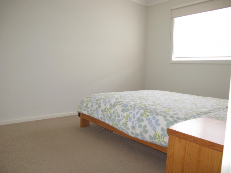 27 Double Bay Drive, Taylors Hill VIC 3037