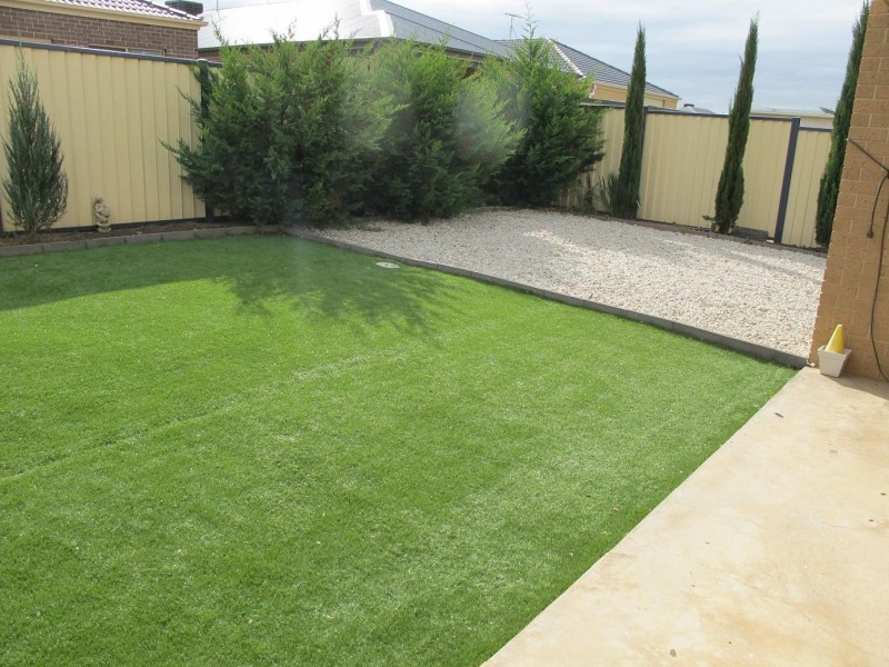 53 Manny Paul Circuit, Burnside Heights VIC 3023