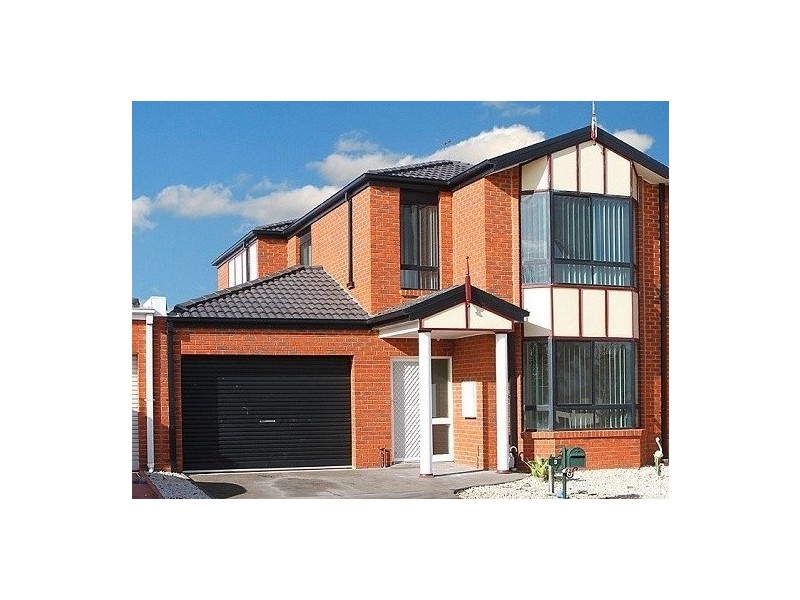 4 Japonica Crt, Cairnlea VIC 3023