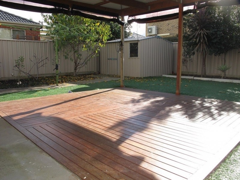 19 Gisborne Way, Caroline Springs VIC 3023