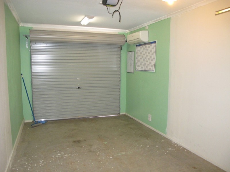 19 Gisborne Way, Caroline Springs VIC 3023