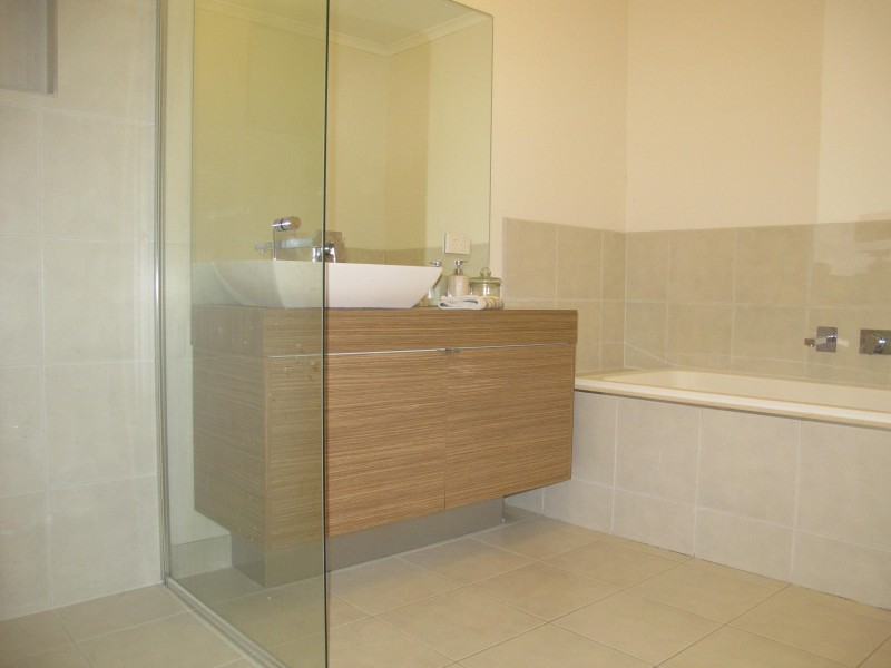 12 Coomgarie Terrace, Cairnlea VIC 3023