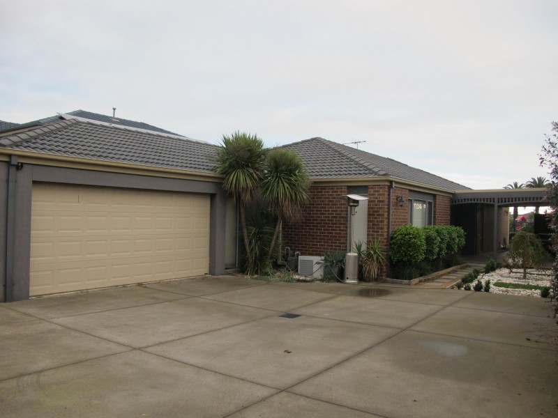 26 Pilbara Avenue (Burnside), Caroline Springs VIC 3023