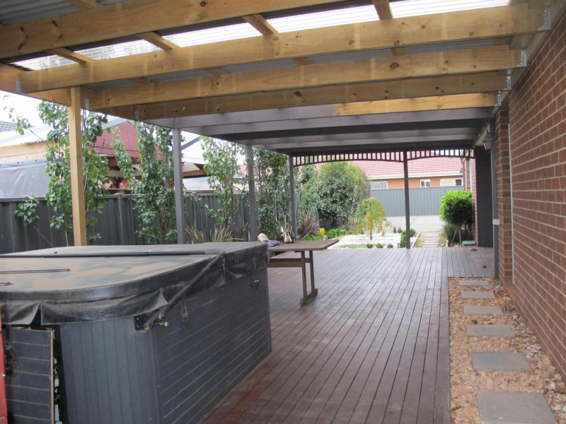 26 Pilbara Avenue (Burnside), Caroline Springs VIC 3023
