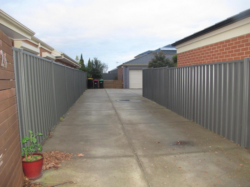 26 Pilbara Avenue (Burnside), Caroline Springs VIC 3023