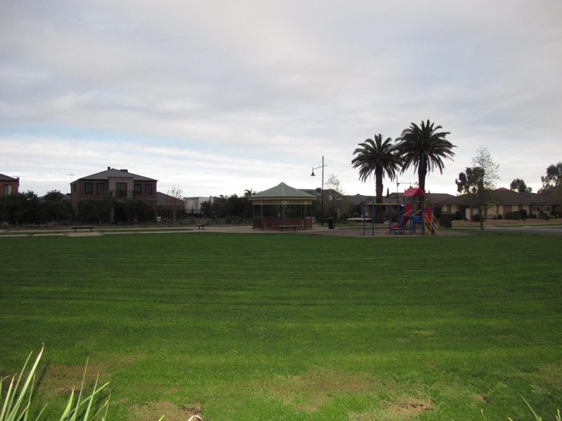 26 Pilbara Avenue (Burnside), Caroline Springs VIC 3023