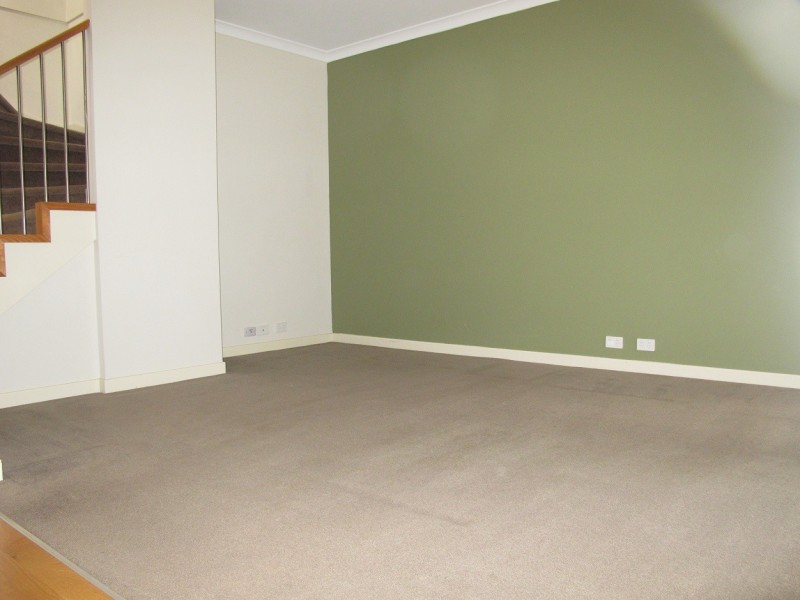 3 Oldis Close, Caroline Springs VIC 3023