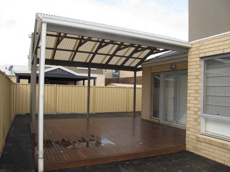 3 Oldis Close, Caroline Springs VIC 3023