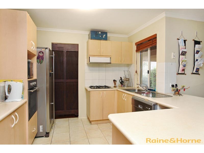 3 Berthon Crescent, Hillside VIC 3037