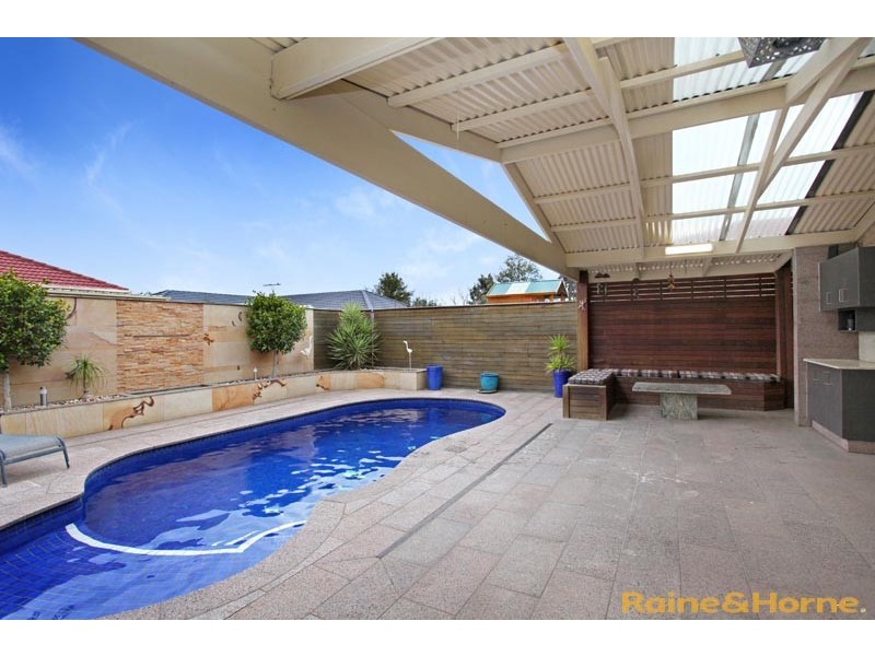 26 O’Donnell Drive, Caroline Springs VIC 3023