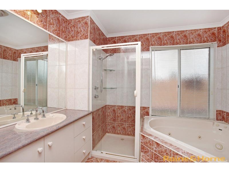 26 O’Donnell Drive, Caroline Springs VIC 3023