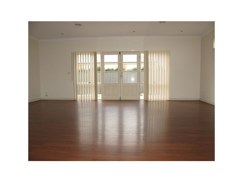 42 Dickerson Way, Caroline Springs VIC 3023