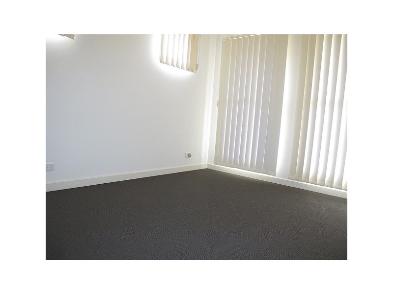 42 Dickerson Way, Caroline Springs VIC 3023