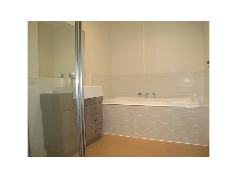 42 Dickerson Way, Caroline Springs VIC 3023