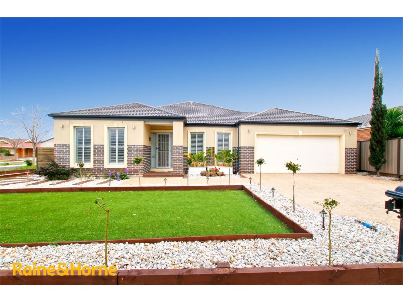 1 Amber Way, Taylors Hill VIC 3037