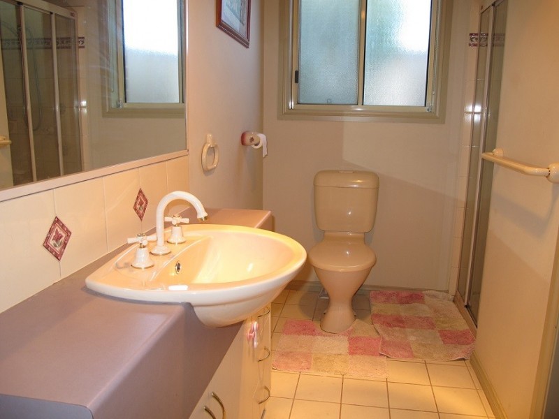 12 Cotteridge Place, Caroline Springs VIC 3023