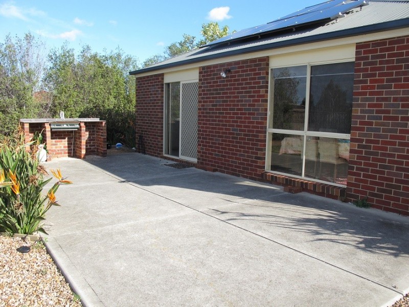 12 Cotteridge Place, Caroline Springs VIC 3023