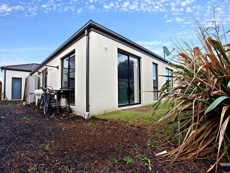 4 Harwood Court, Burnside Heights VIC 3023
