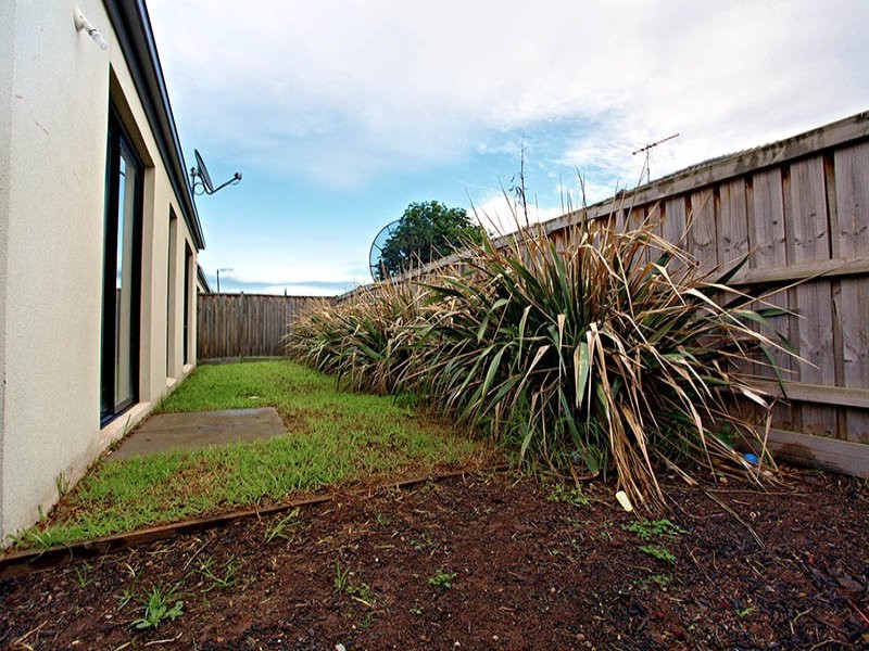 4 Harwood Court, Burnside Heights VIC 3023