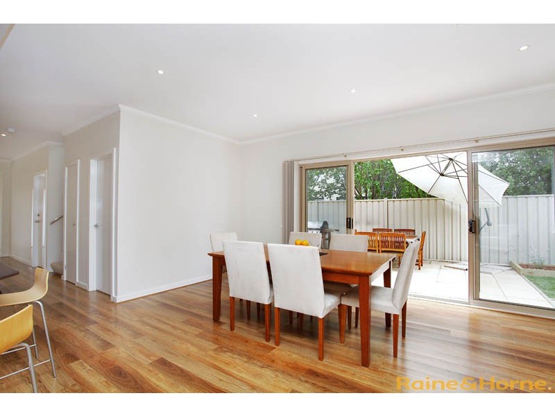 2 Lauricella Place, Caroline Springs VIC 3023