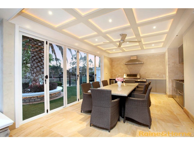 11 The Close, Caroline Springs VIC 3023