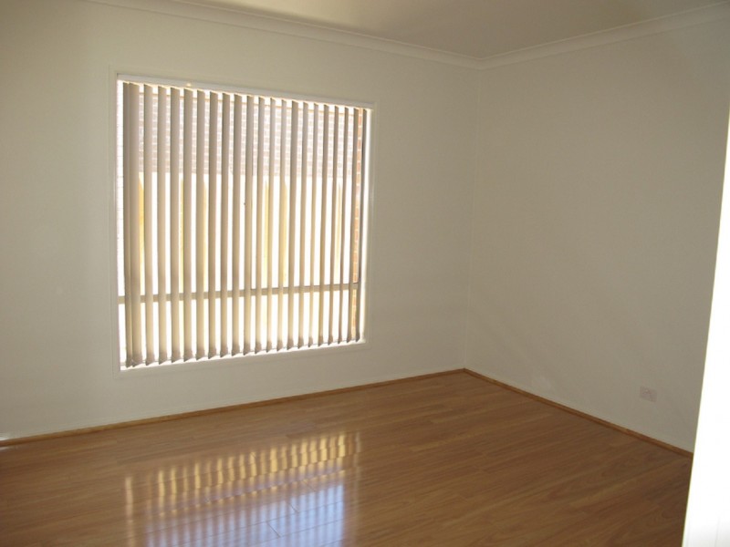 33 Hardware Lane, Taylors Hill VIC 3037