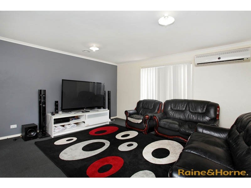 6 Laurence Way, Tarneit VIC 3029