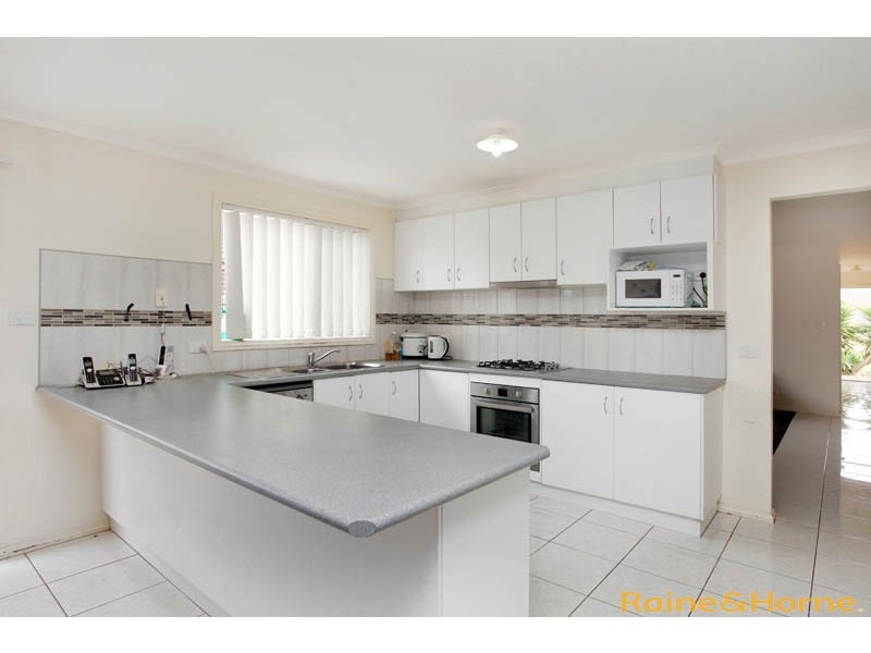 6 Laurence Way, Tarneit VIC 3029