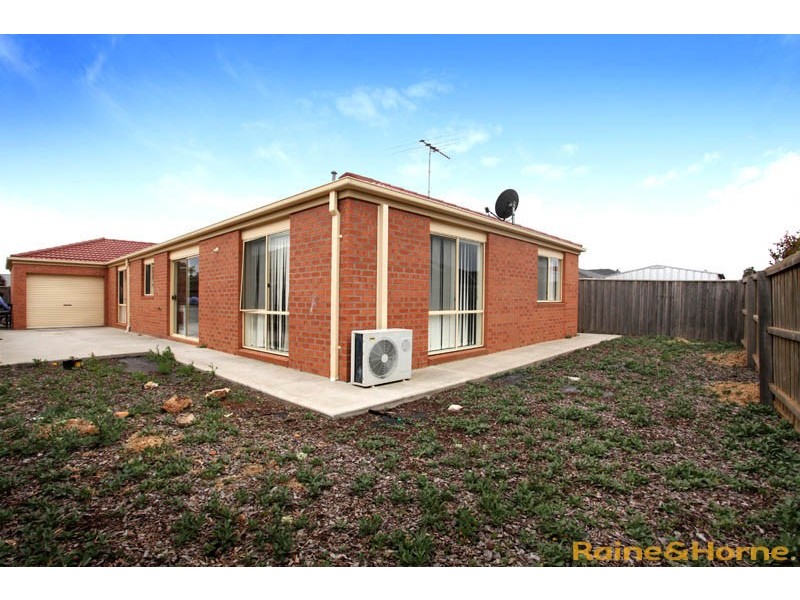 6 Laurence Way, Tarneit VIC 3029