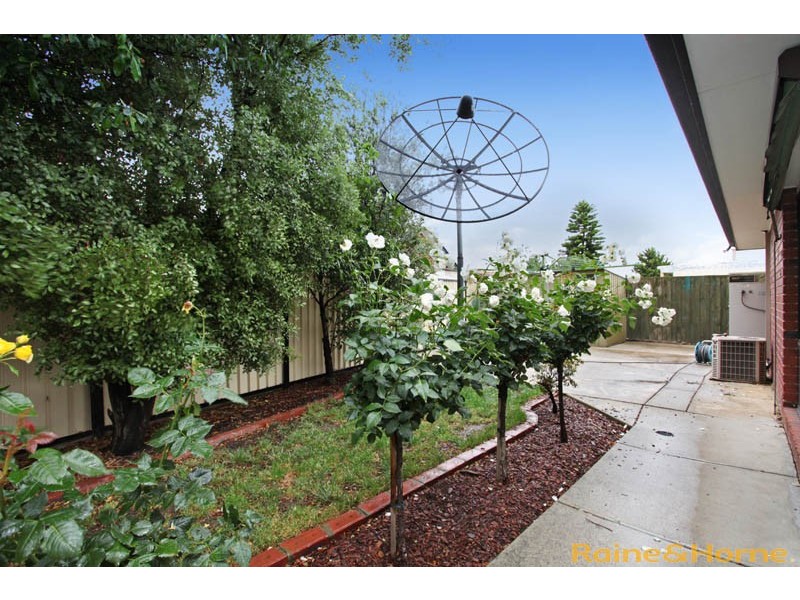 20 Dulcify Court, Keilor Downs VIC 3038