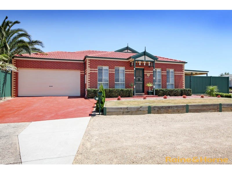 21 Ozzimo Drive, Hillside VIC 3037