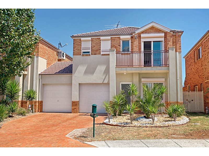 33 Durack Circuit, Taylors Hill VIC 3037