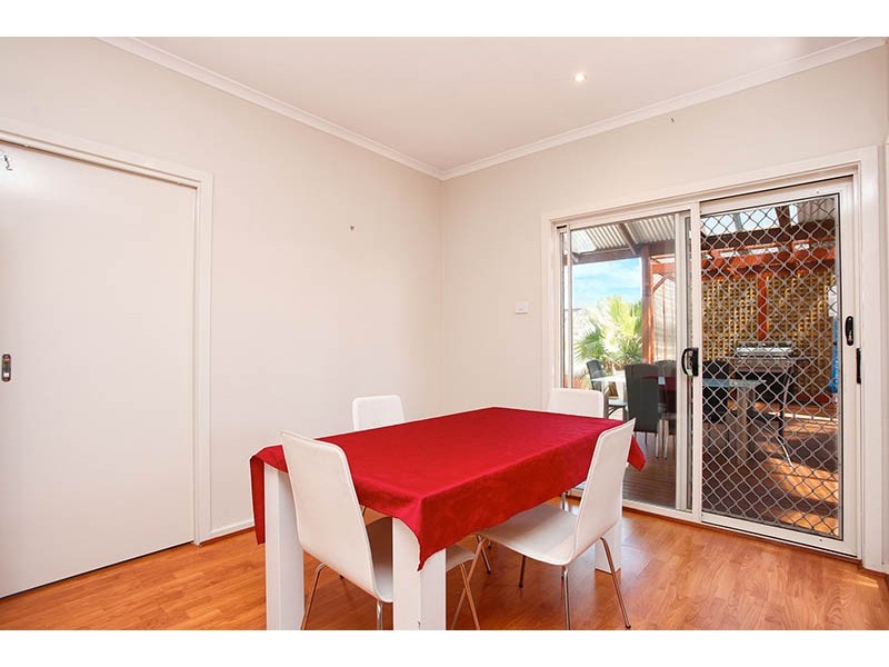 33 Durack Circuit, Taylors Hill VIC 3037