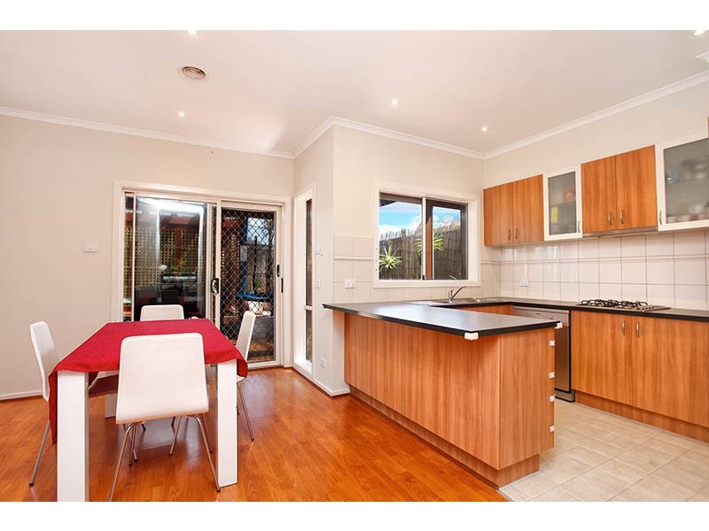 33 Durack Circuit, Taylors Hill VIC 3037