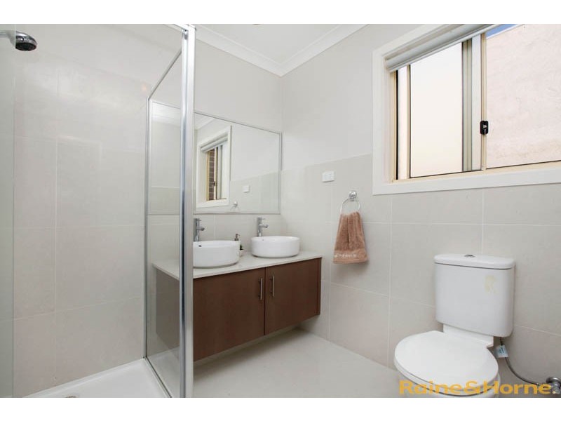 65 Jacaranda Drive, Taylors Hill VIC 3037