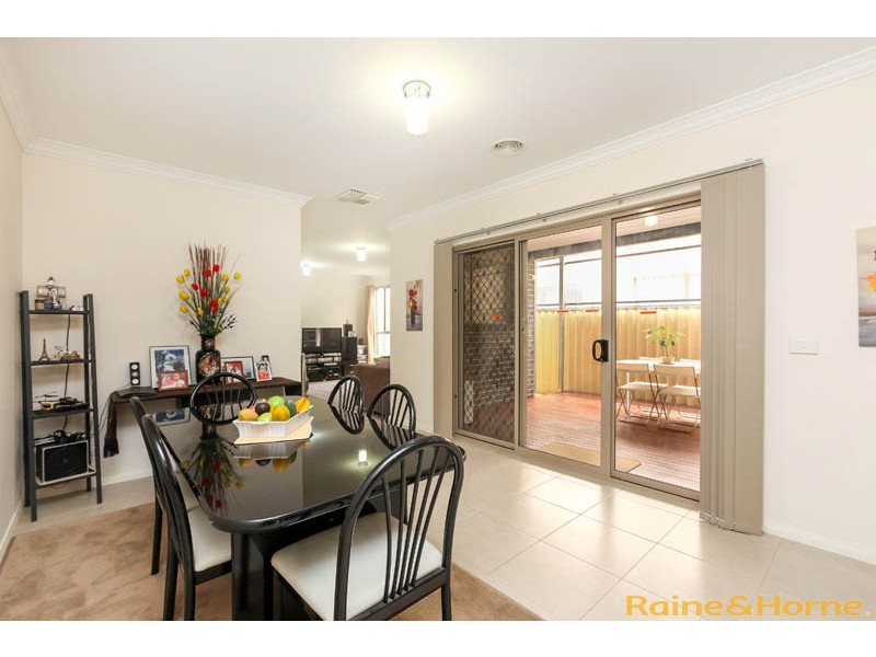 19 Manny Paul Circuit, Burnside Heights VIC 3023