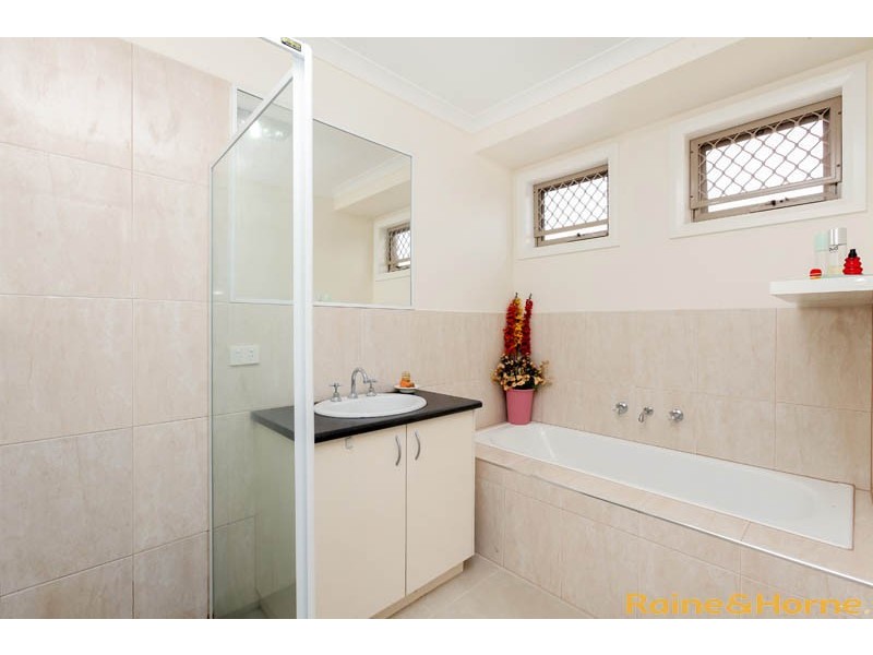 19 Manny Paul Circuit, Burnside Heights VIC 3023