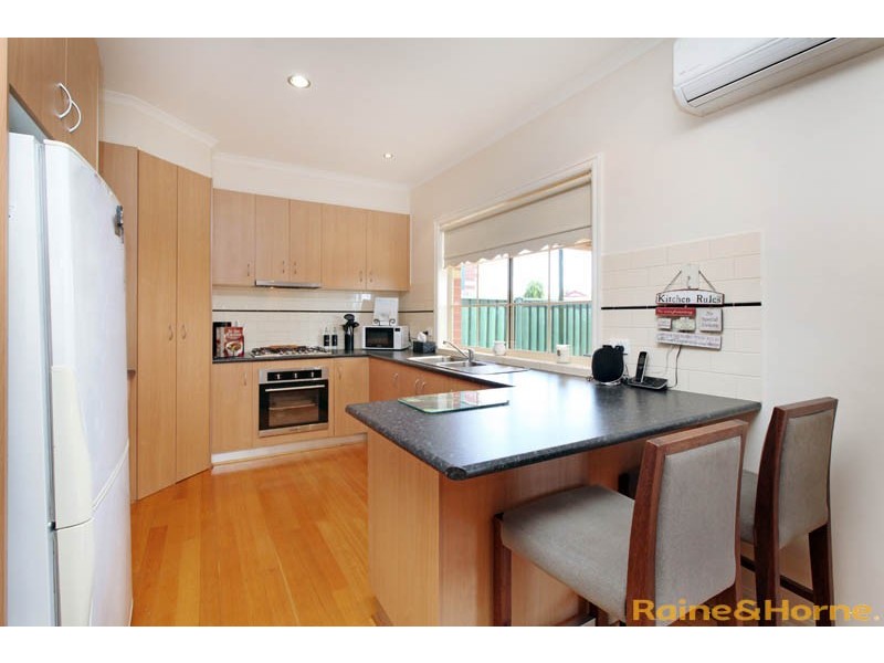 21 Ozzimo Drive, Hillside VIC 3037