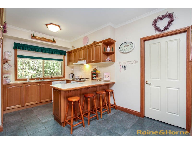 34 Bedingham Drive, Hillside VIC 3037