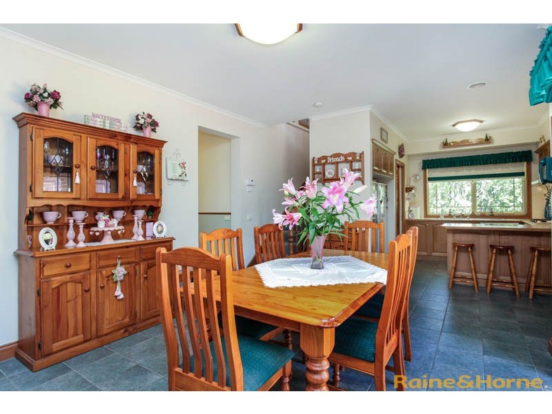 34 Bedingham Drive, Hillside VIC 3037