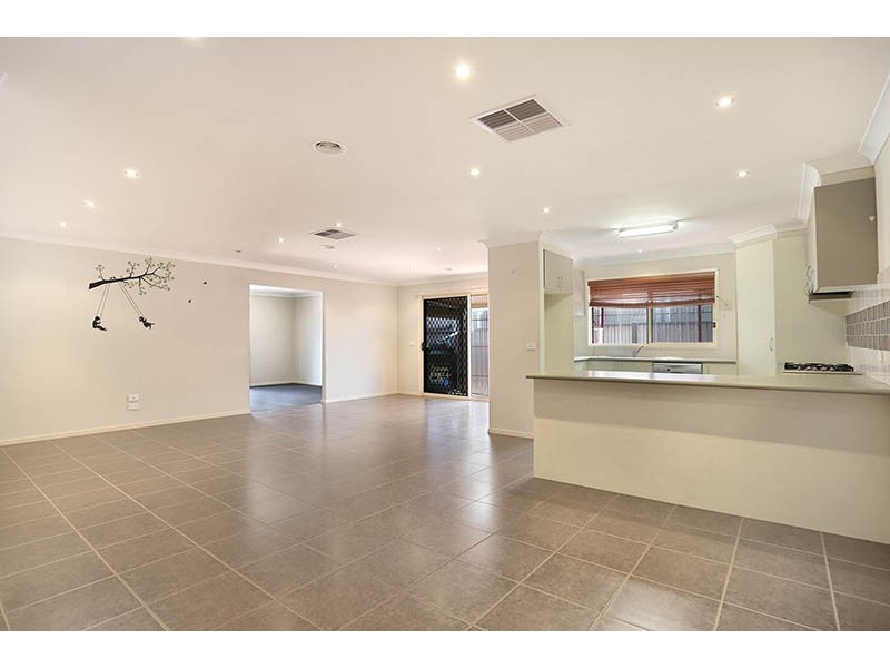 25 Wills Terrace, Burnside Heights VIC 3023